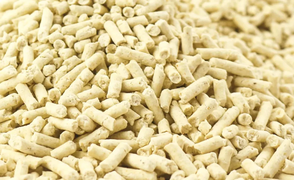Natural Corn Cat Litter – Fast Absorption, Low Dust, Gentle on Paws, by ISEMIPET