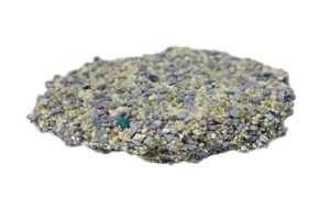 Sodium Bentonite Cat Litter with Multicolored Particles Including Green and Beige by Isemipet